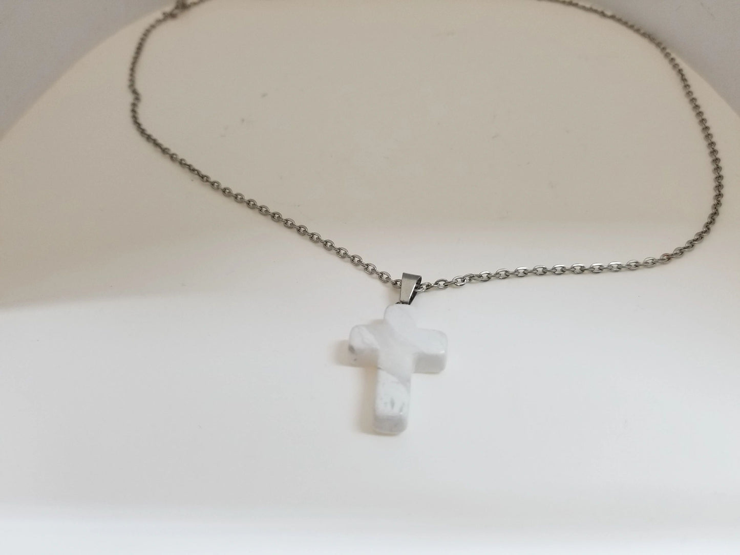 Carved Quartz Crucifix w/ Alloy Chain Necklace