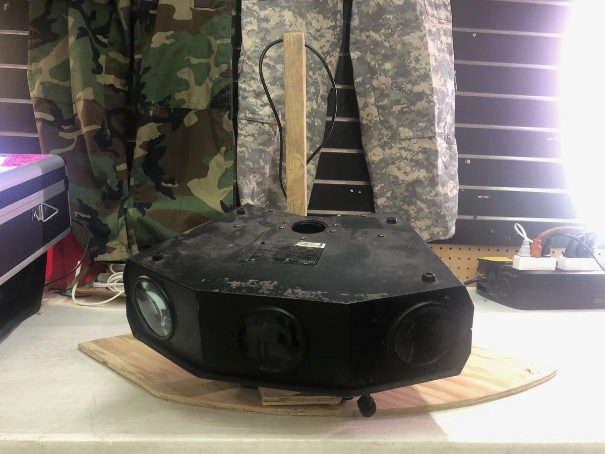 Chauvet Mega Trix LED Stage Lighting Fixture