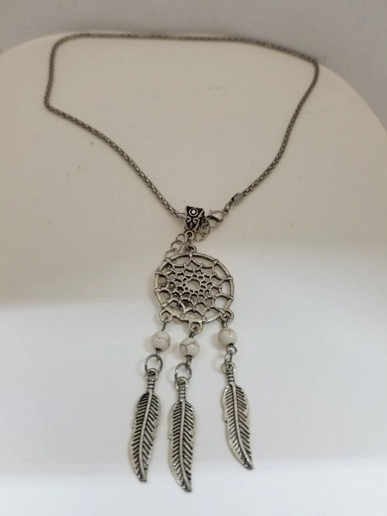 Alloy Chain Necklace With Dreamcatcher Pendant