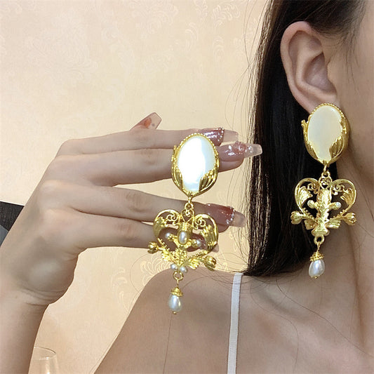 Court Vintage Engraving Metal Rhinestone Pearl Female Earrings