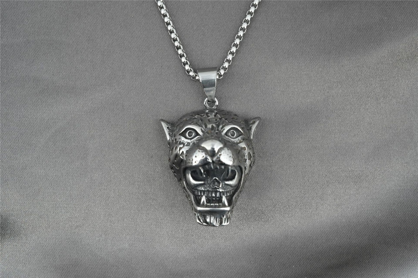 Simple Tiger Skull Lion Pendant Necklace