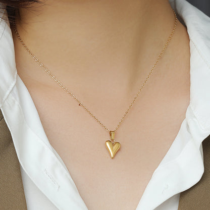 Ins Elegant Light Extravagant Love Heart Women's Necklace