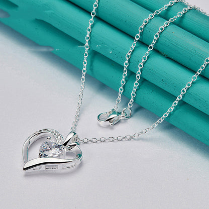 Love Diamond Pendant Jewelry Necklace