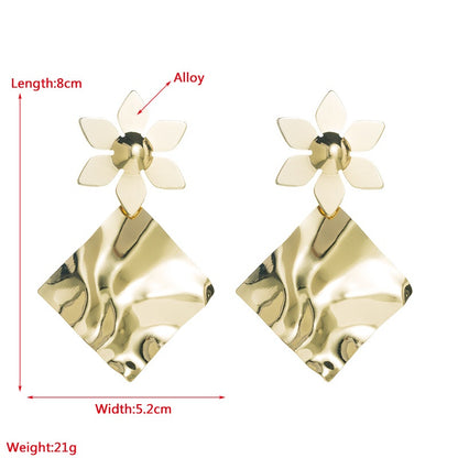 Cool Geometric Gold-plated Temperamental Minority Earrings