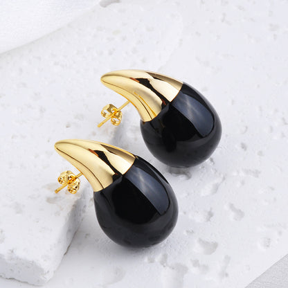 Women's Fashion Hollow Teardrop Stud Earrings