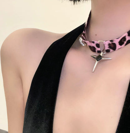 Sweet Cool Hot Girl Leopard Print XINGX Punk Leather Neck Band