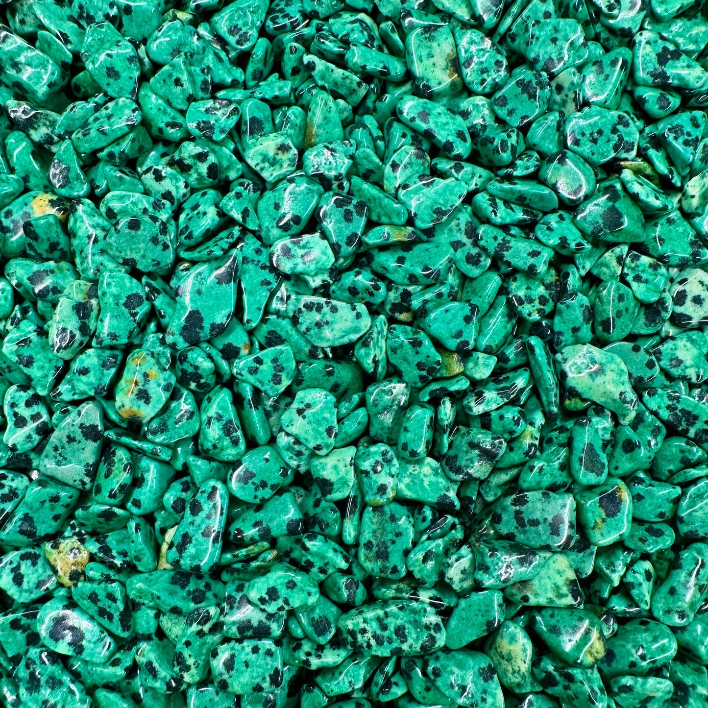 Craftstones - Dalmatian Dyed Green (Bit Size): Unsorted 6-10 mm