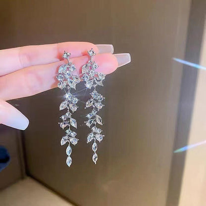 Women's Light Luxury Crystal Diamond Leaf Tassel Earrings