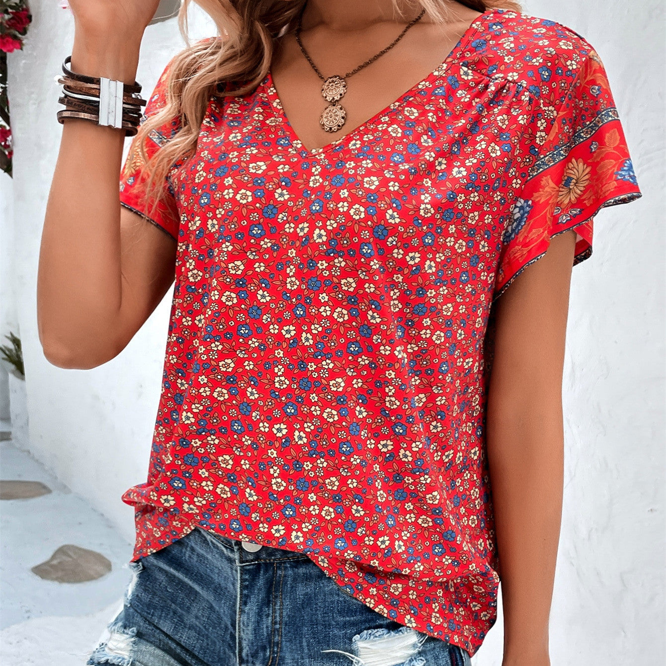 Women's Fashionable Elegant Floral V-neck Shirt Top