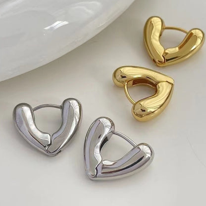 Gold Love Heart Cool Style Exquisite Small Silver Heart-shaped Earrings