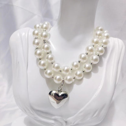 Fashion Temperament Pearl Necklace Peach Heart Vintage Sweater Chain Women