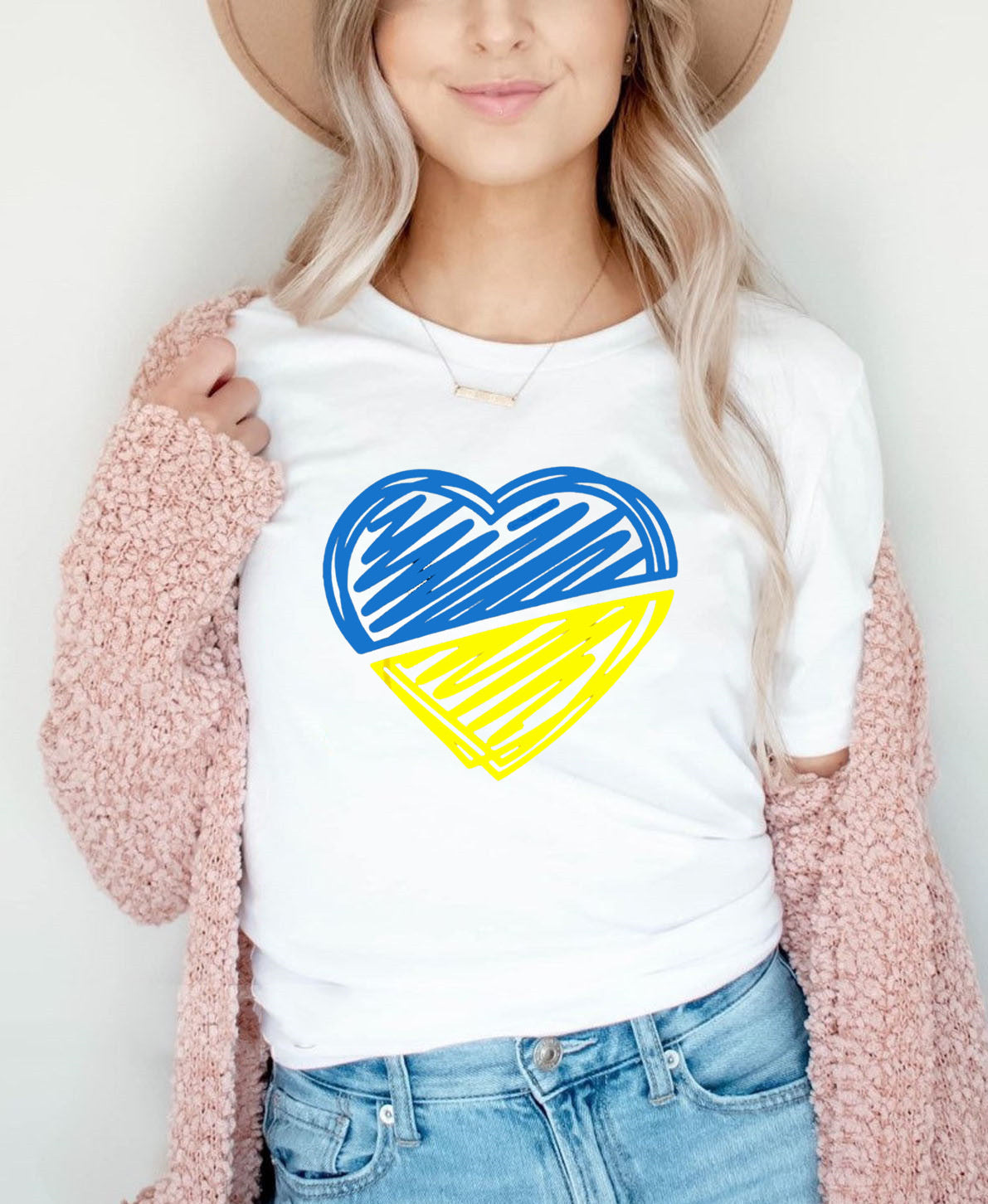 European And American Fashion Tops-shaped Blue And Yellow Heart Printed Round Neck Short Sleeve