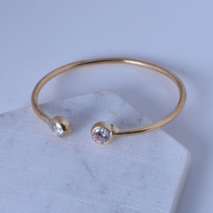 Classic Round Open-ended Simple Diamond Plated Bracelet