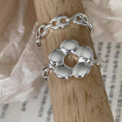 Simple Hollow Five Petal Flower Ring