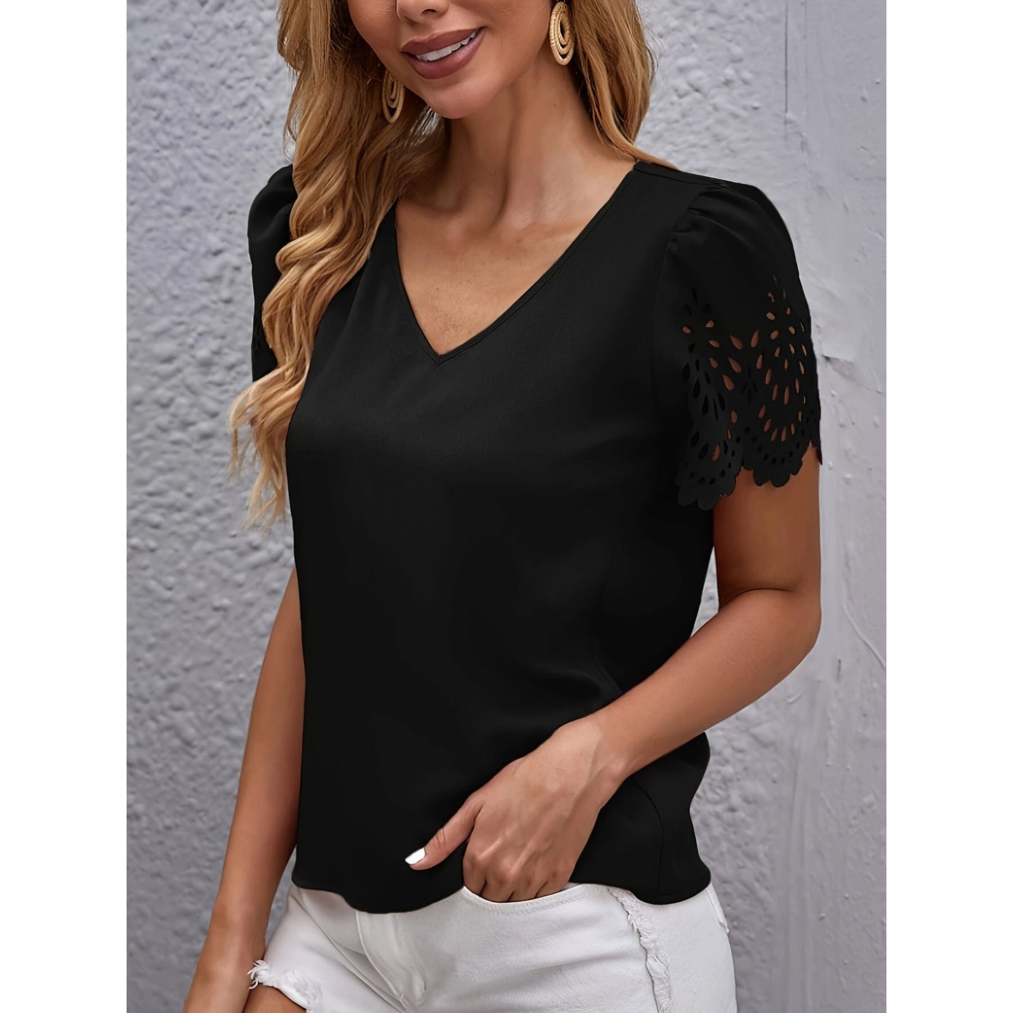 Hollow Pleated Puff Sleeve V-neck Women's Fashion Top