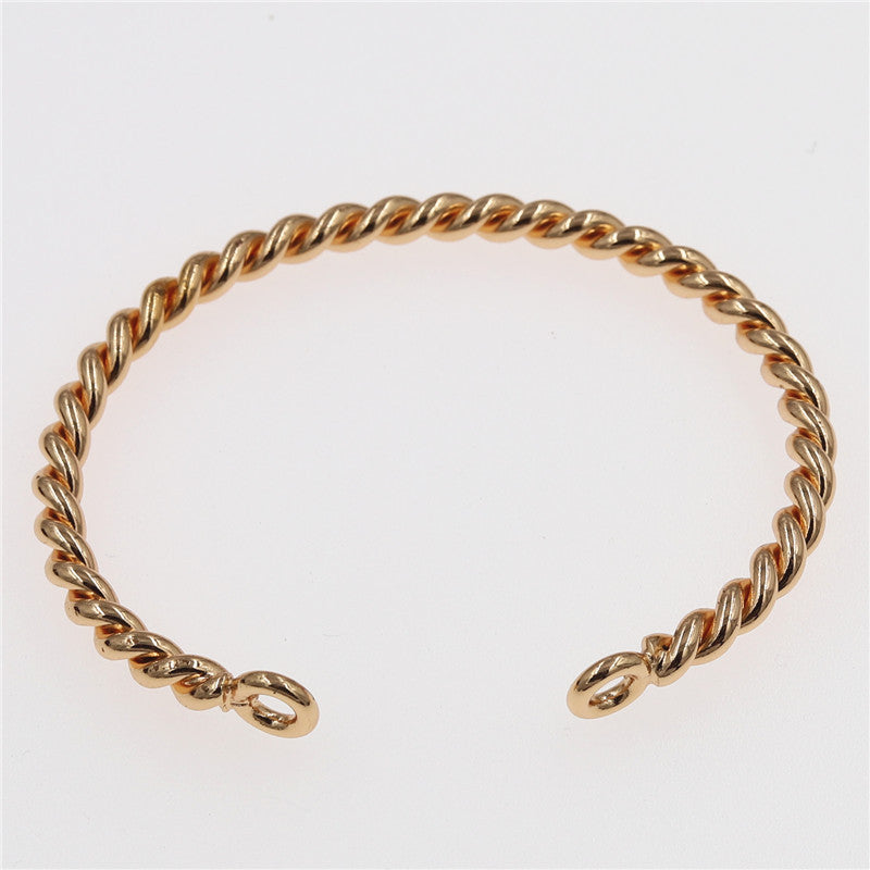 Women's Fashion Retro Twisted Bracelet