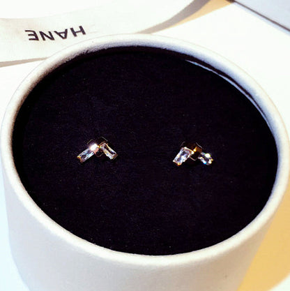 Women's Elegant Geometric Stud Earrings