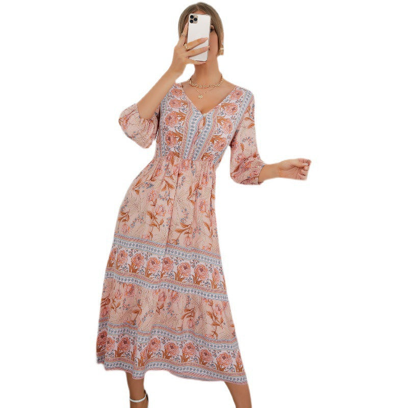 Women's Bohemian Dress V-neck Elastic Waist 34 Sleeve New Printed Dress