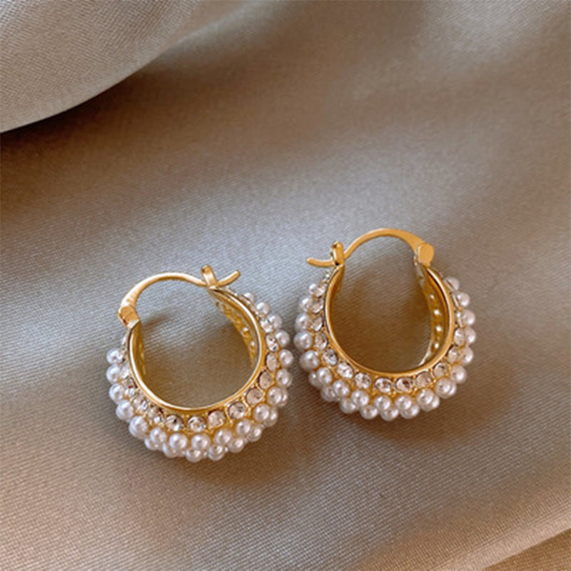 Pearl Cabas Fashion Ear Clips Women