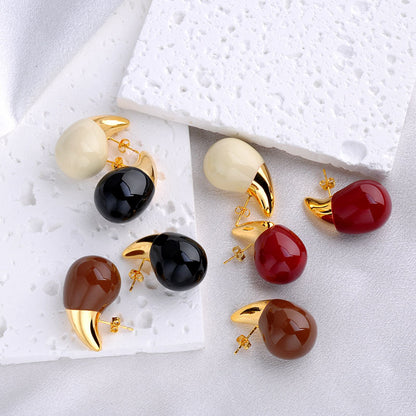 Women's Fashion Hollow Teardrop Stud Earrings