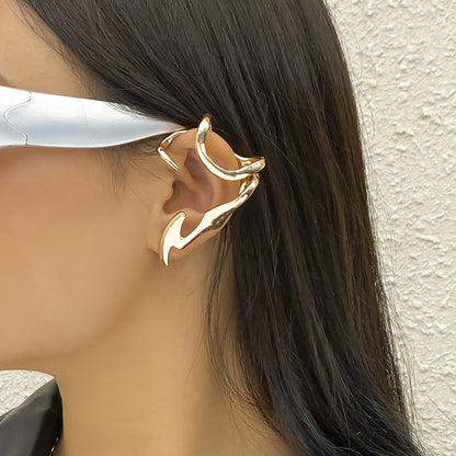 Retro Creative Irregular Contour Ear Clip