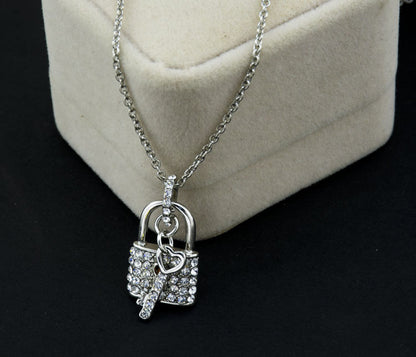 New Korean Style Pendant Fashion Key Lock Necklace