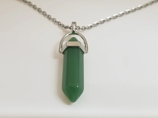 Cut Stone Pendant Necklace Green