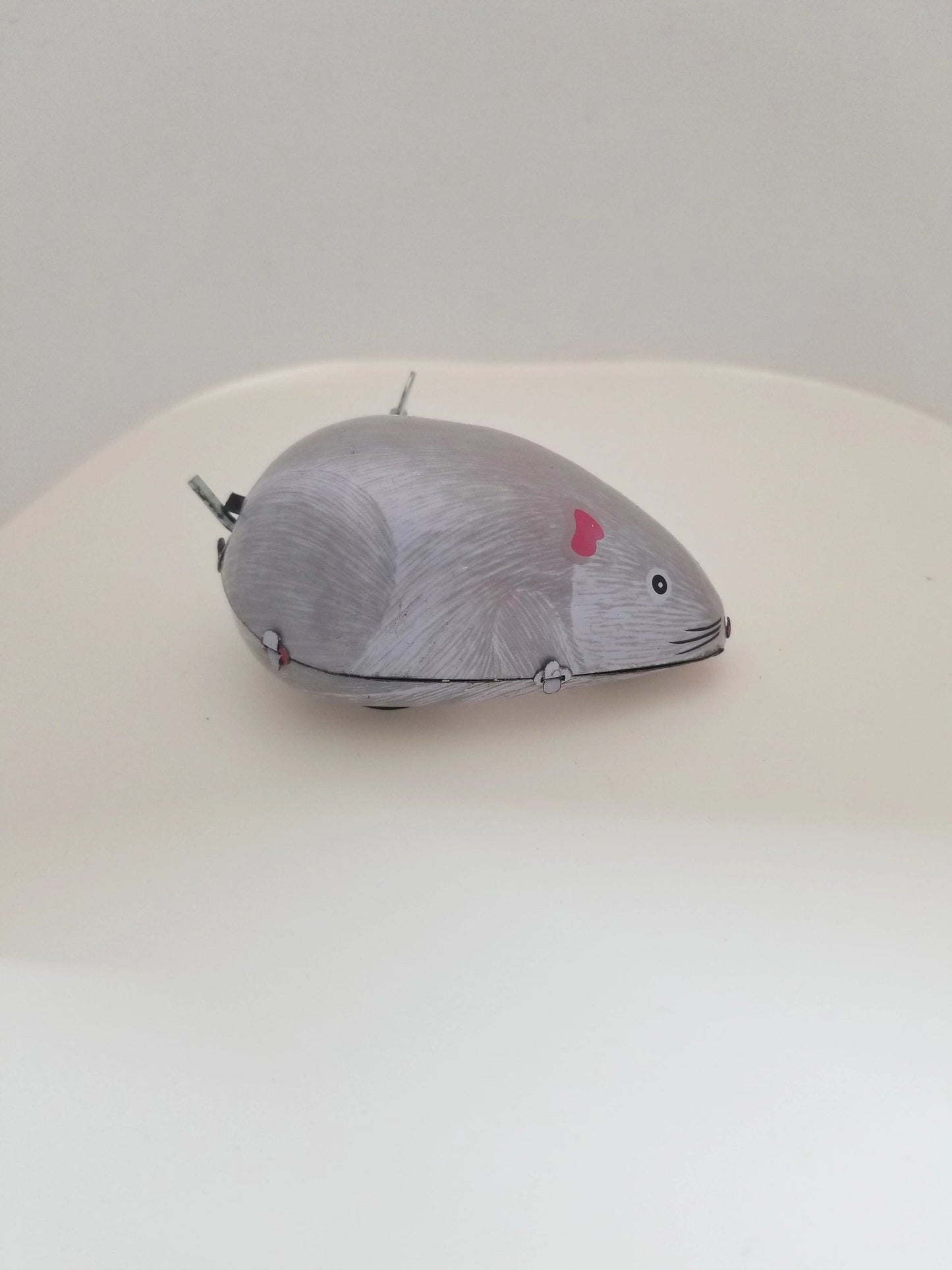 Sprine Tin Wind-up Mouse Collector's Toy