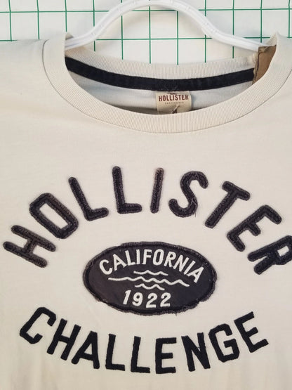 Hollister White Embroidered Tee Medium