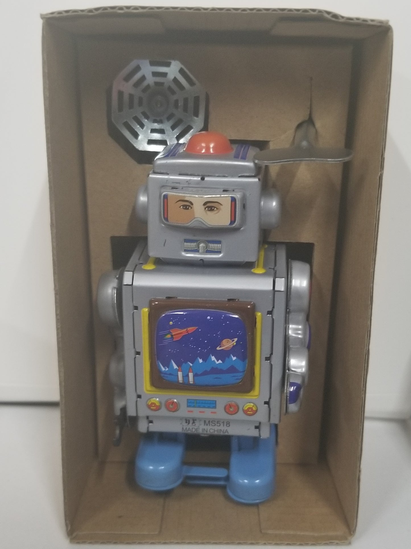 Mechanical Tin Wind-Up Robot Silver