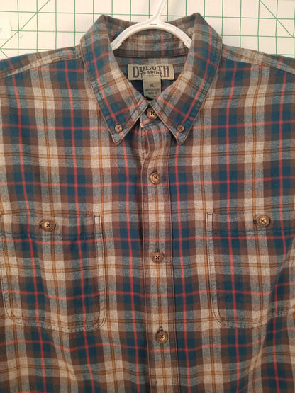 Duluth Trading Co Long Sleeve Button Up