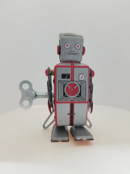 Tin Robot Wind-up Collector's Toy