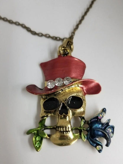Skull And Rose Gilded Alloy Pendant Necklace