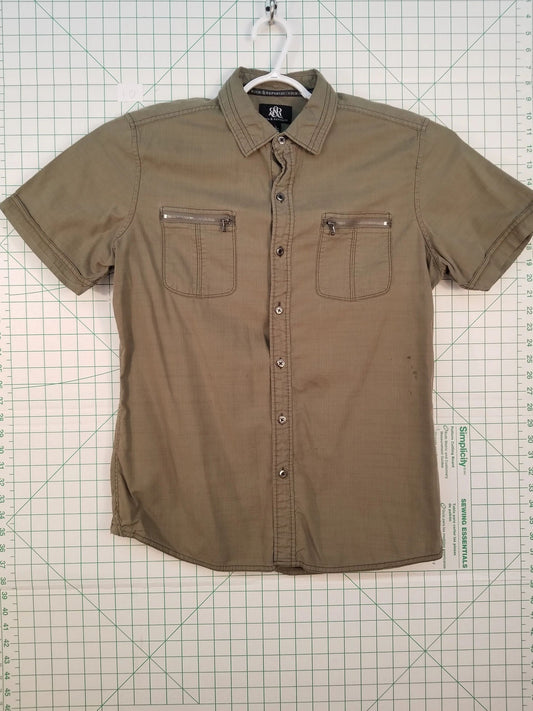 OD Green Rock & Republic Short Sleeve Button-up Large