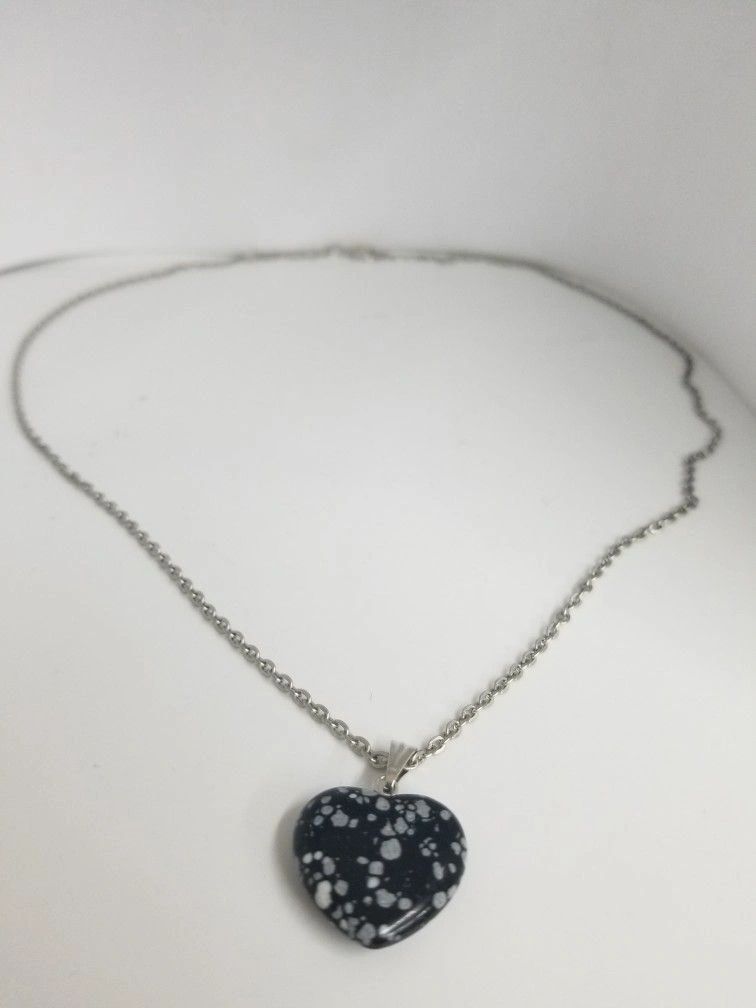 Cut Quartz Speckled Heart Pendant Necklace