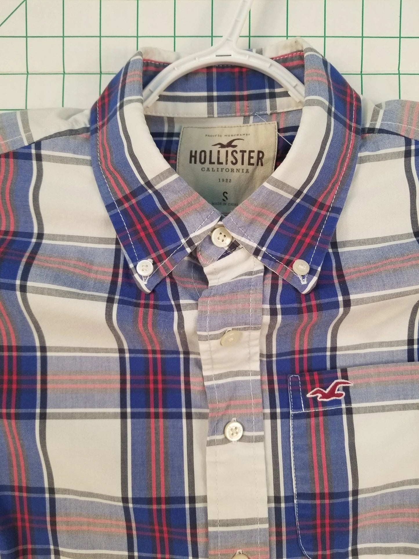 Hollister Plaid Long Sleeve Button Up S