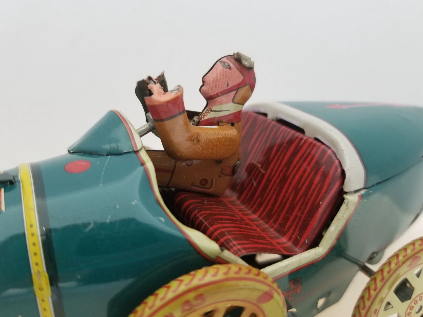 Tin Racecar Wind-up Collector's Toy