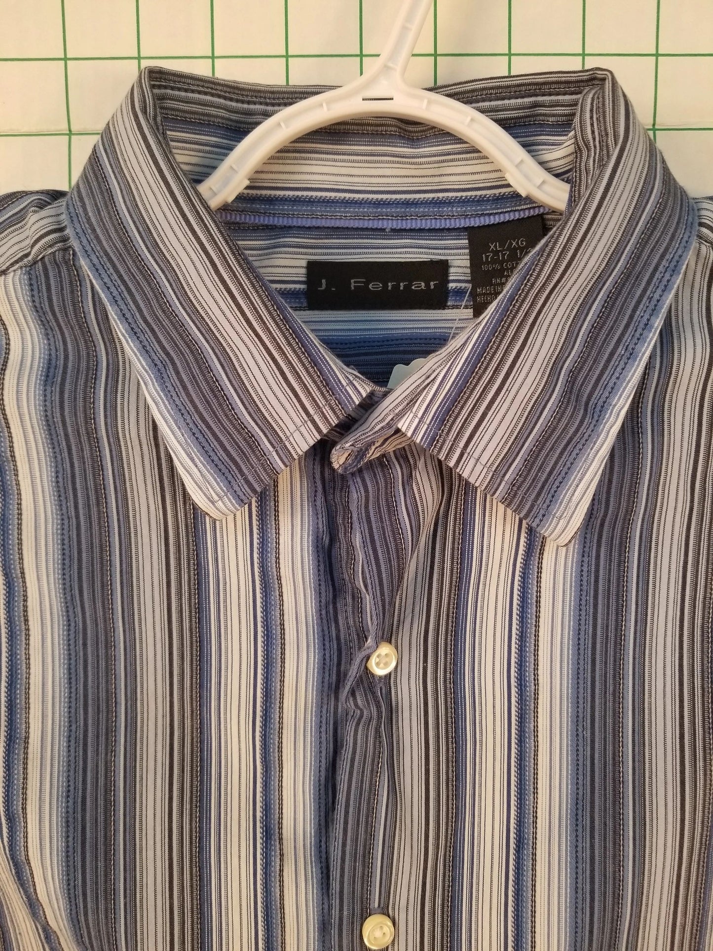 J. Ferrar Long Sleeve Button Down XL