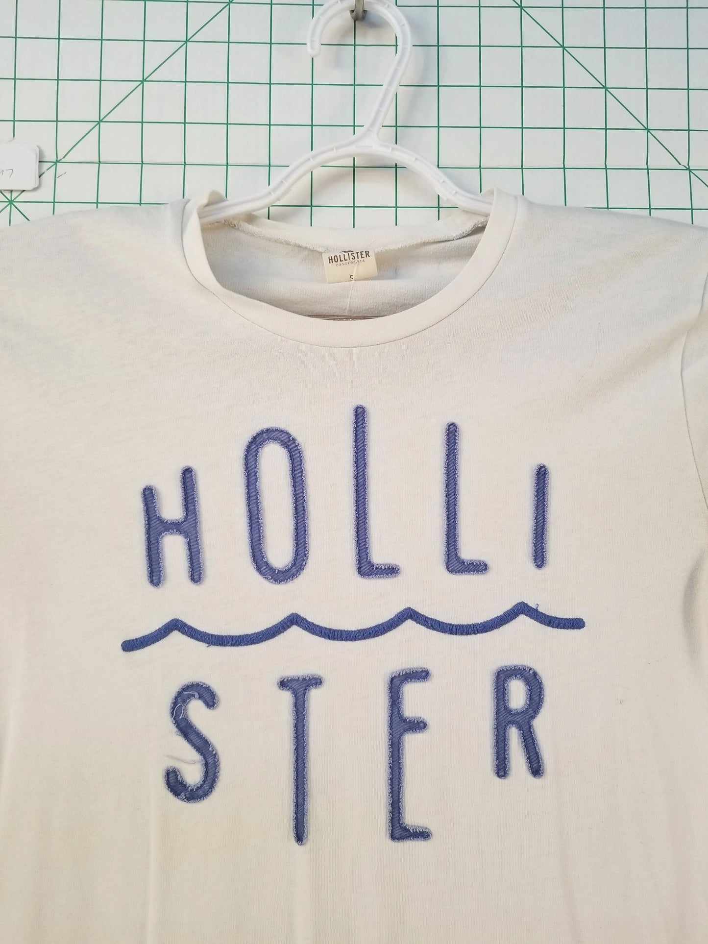 White Hollister Tee Small