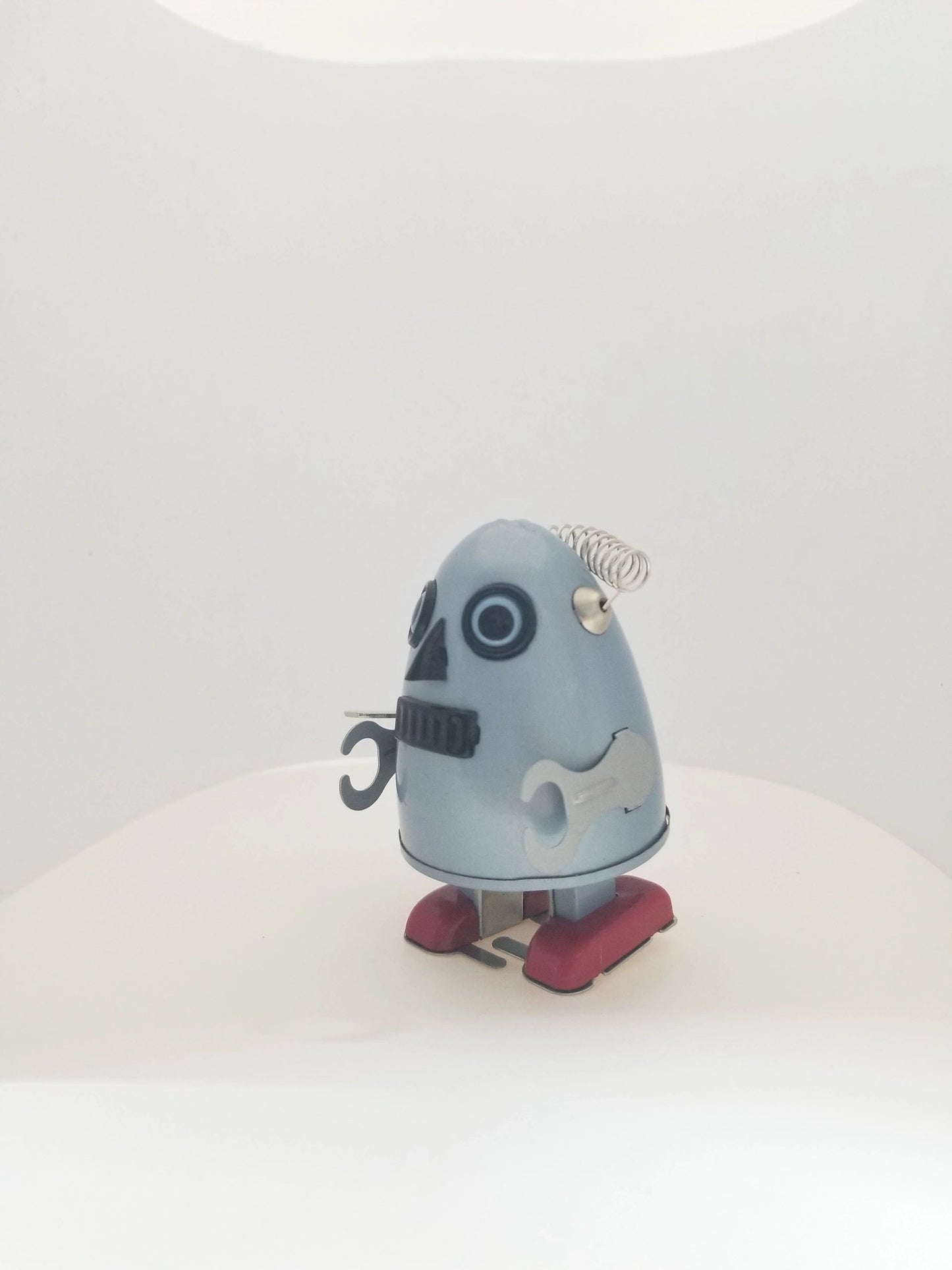 Ha Ha Toy Tin Wind-up Robot Collector's Toy