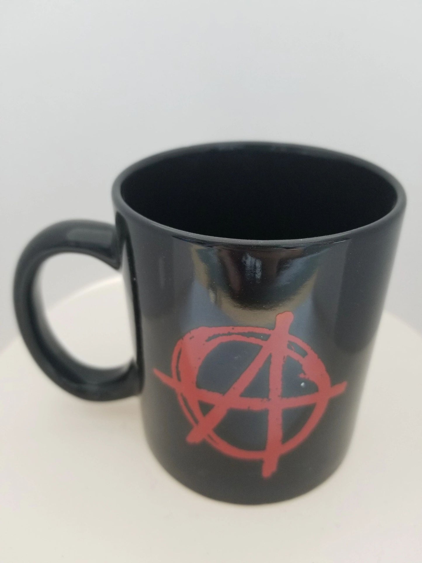 Anarchy Mug Black/Red Ceramic