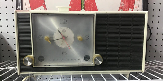 RCA Victor Clock Radio