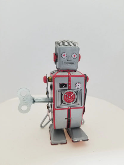 Tin Robot Wind-up Collector's Toy